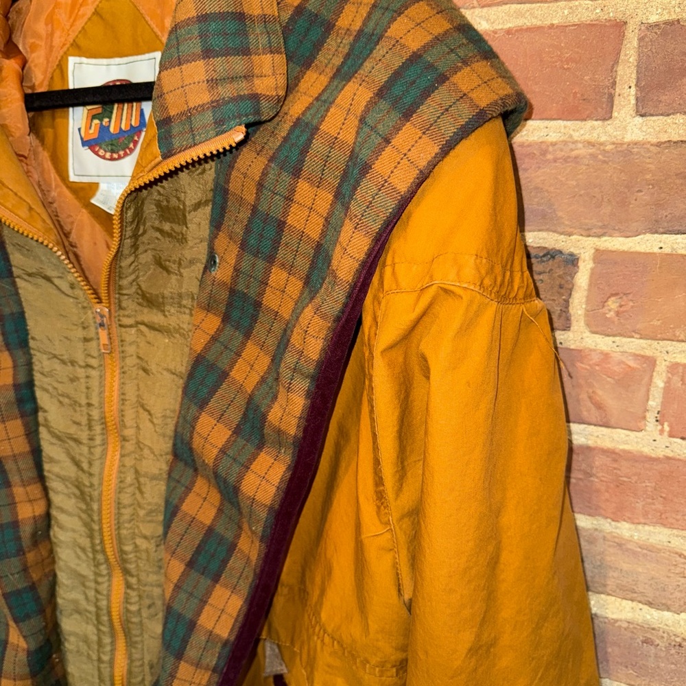Men's Vintage Mustard Jacket with Plaid Lining - Picture 5 of 10
